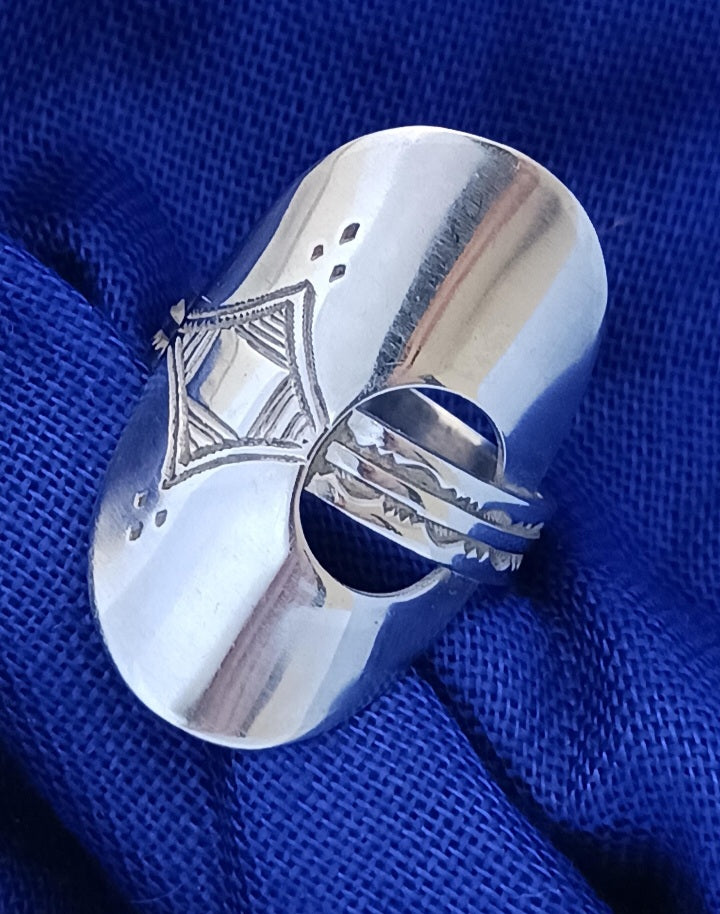 Bague touareg en argent massif