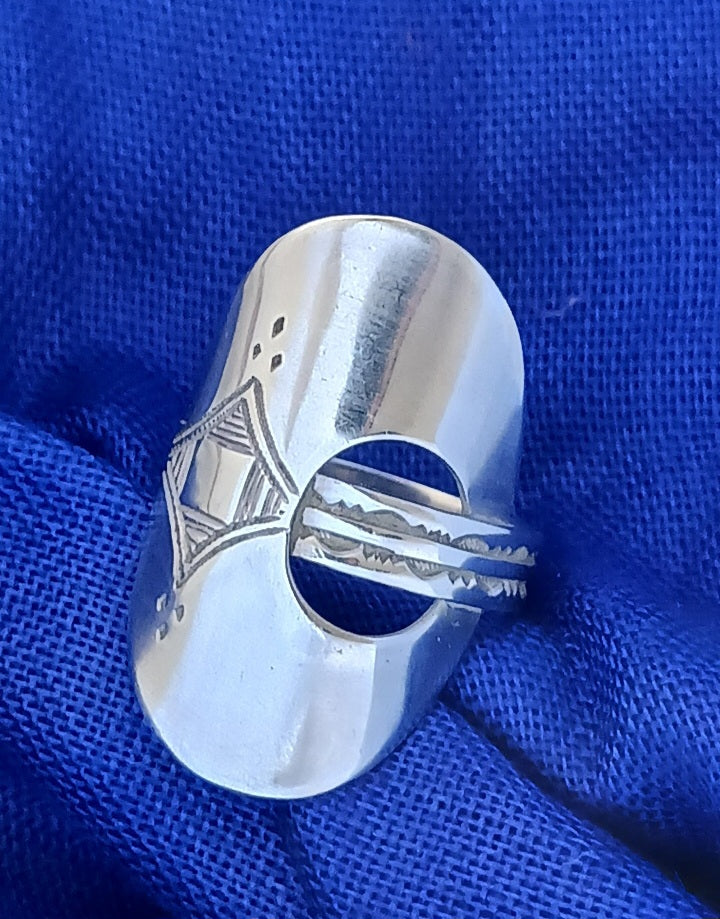 Bague touareg en argent massif