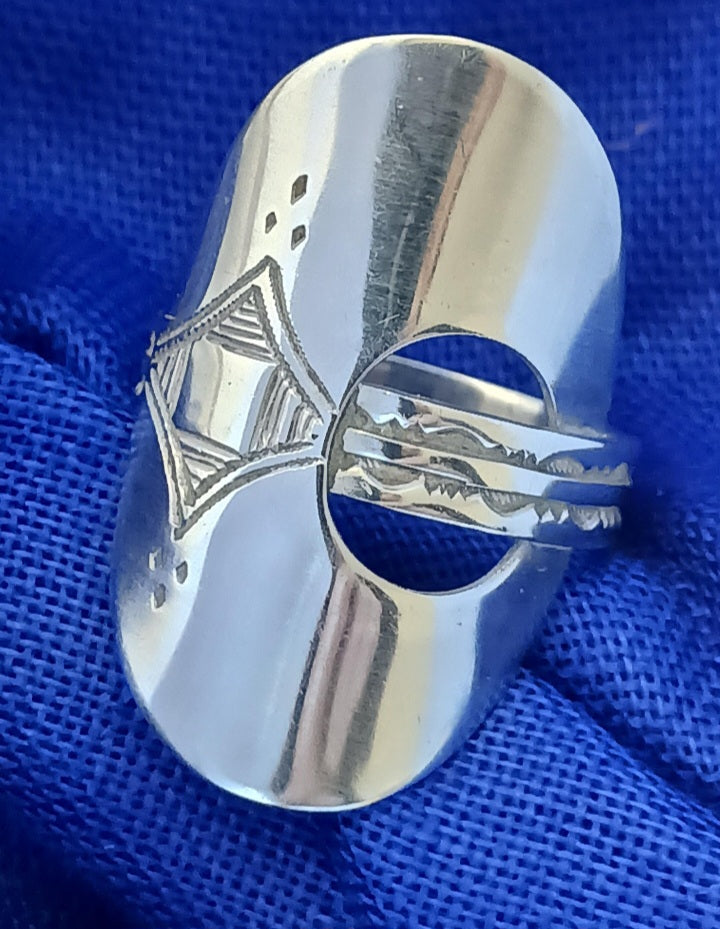 Bague touareg en argent massif