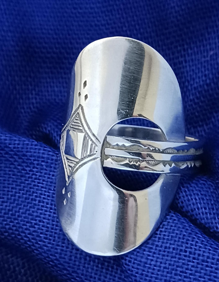 Bague touareg en argent massif