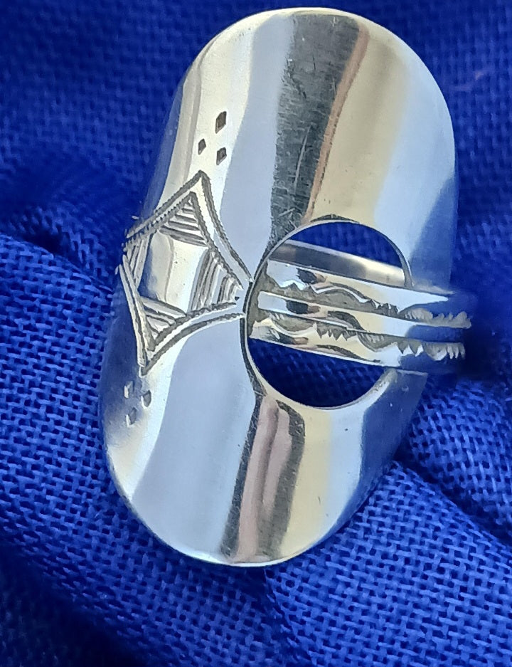 Bague touareg en argent massif