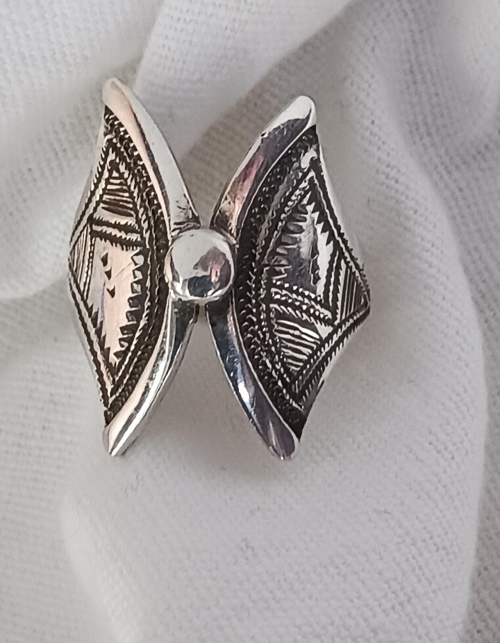 Bague touareg en argent massif