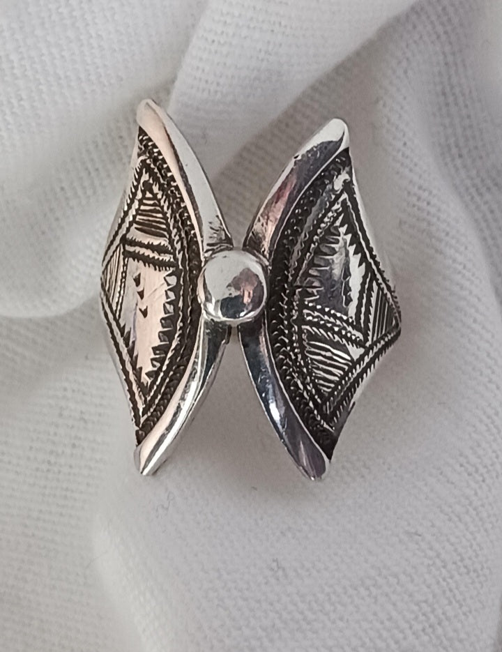 Bague touareg en argent massif