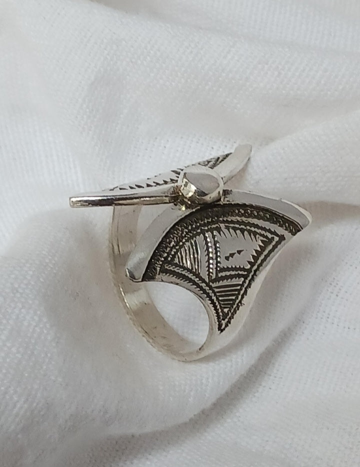 Bague touareg en argent massif