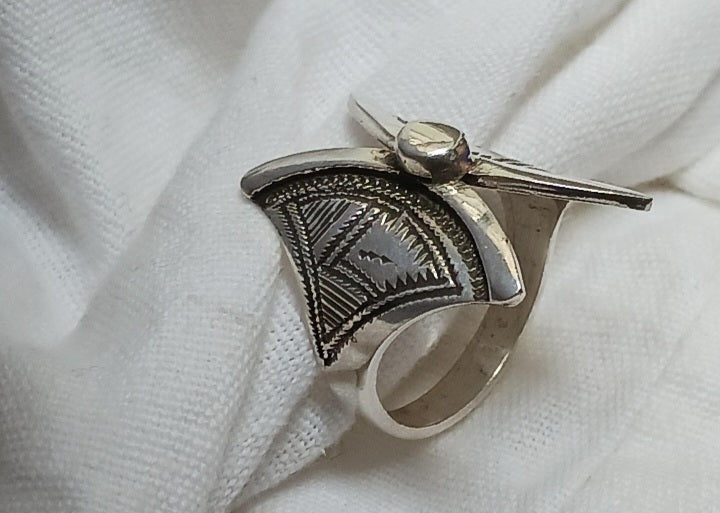 Bague touareg en argent massif