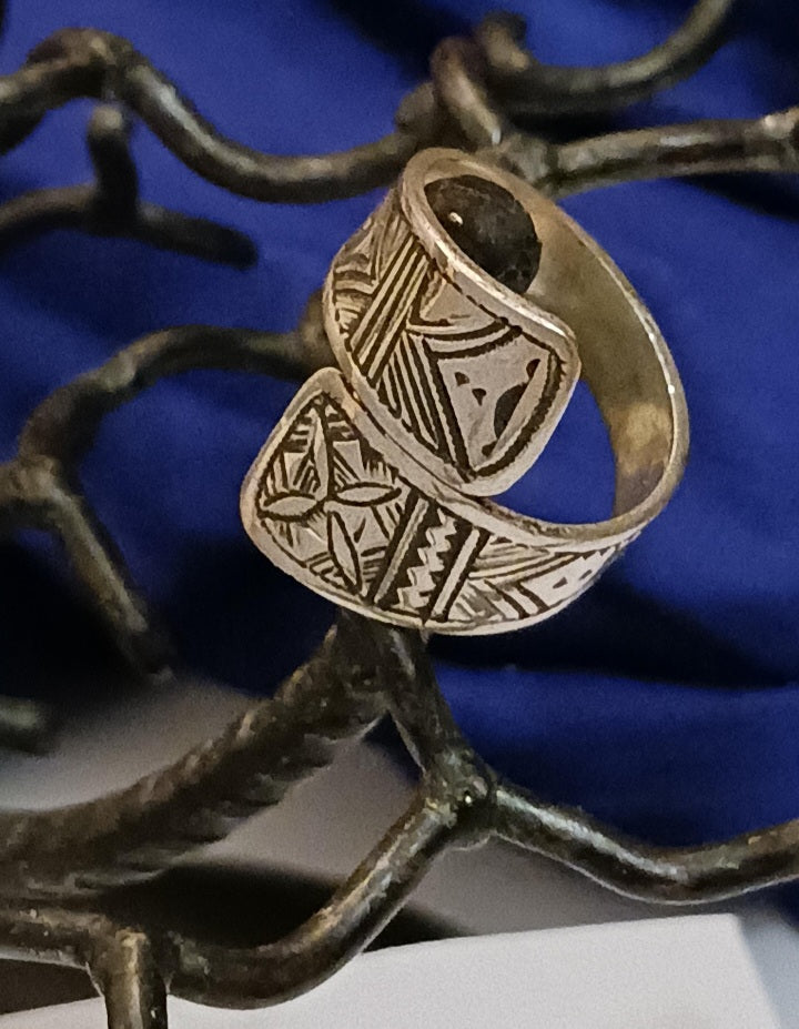 Bague touareg en argent massif