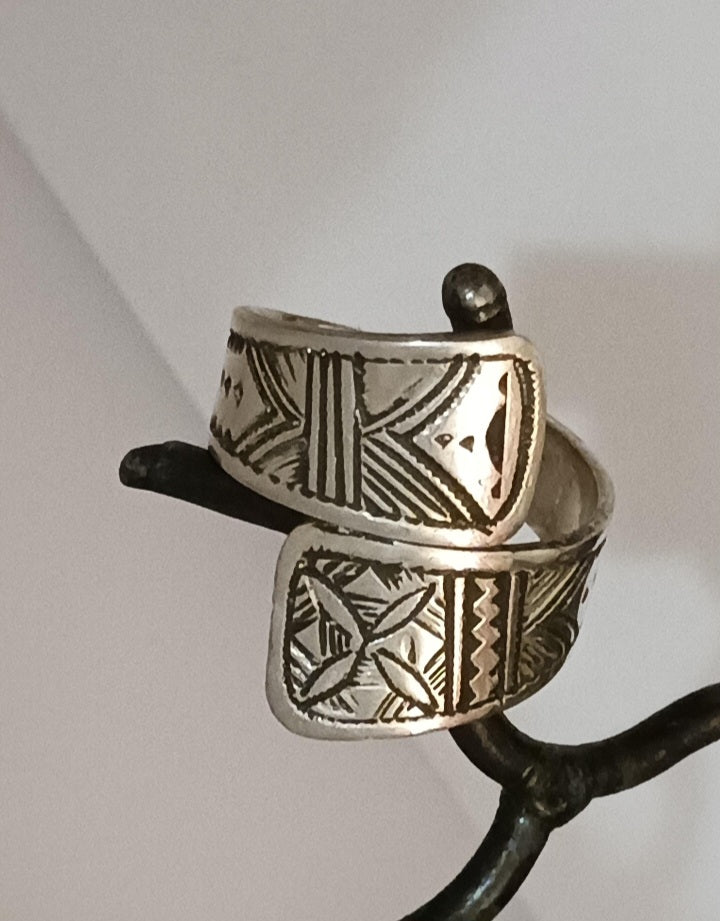 Bague touareg en argent massif