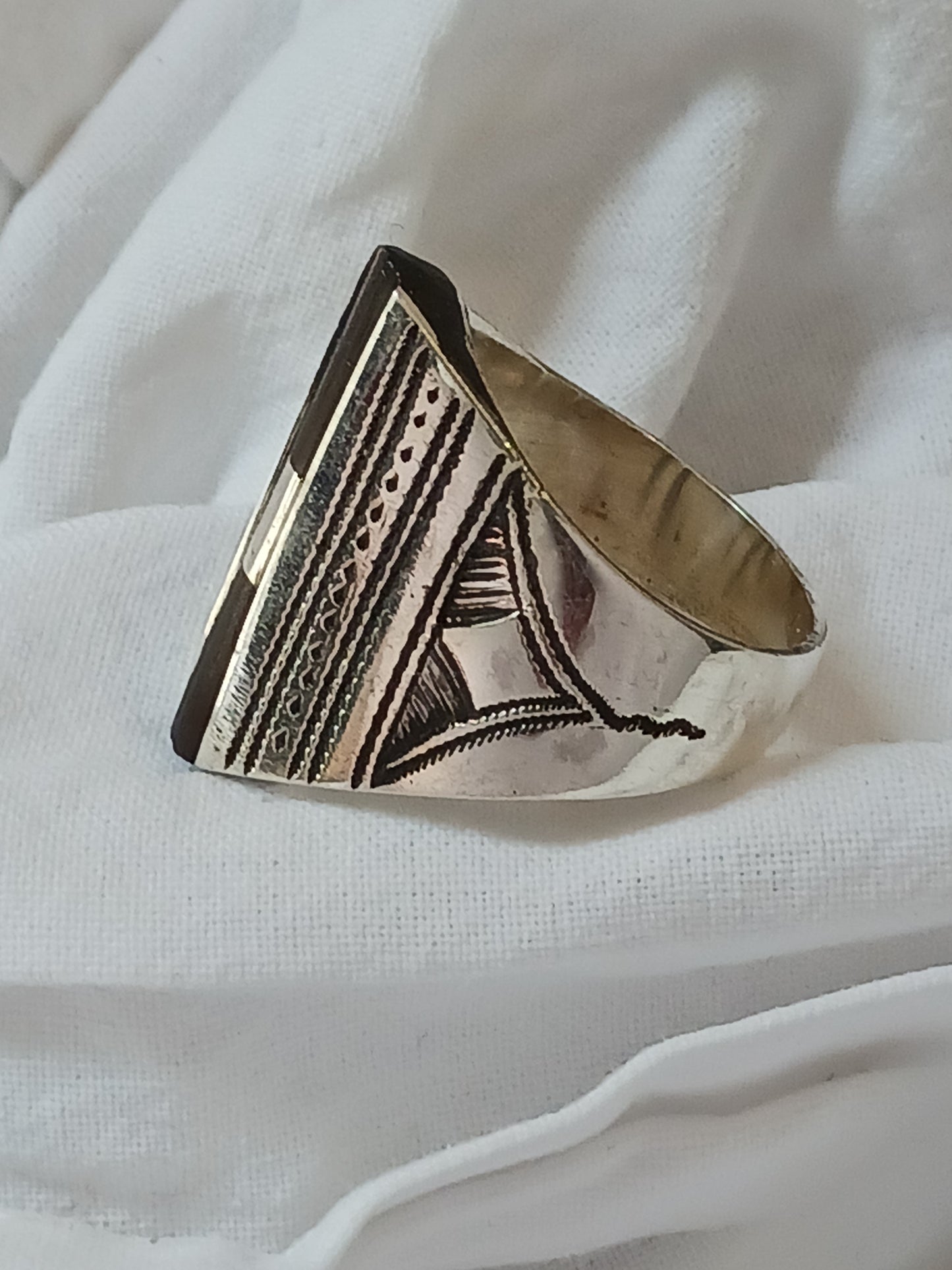 Bague touareg en argent massif