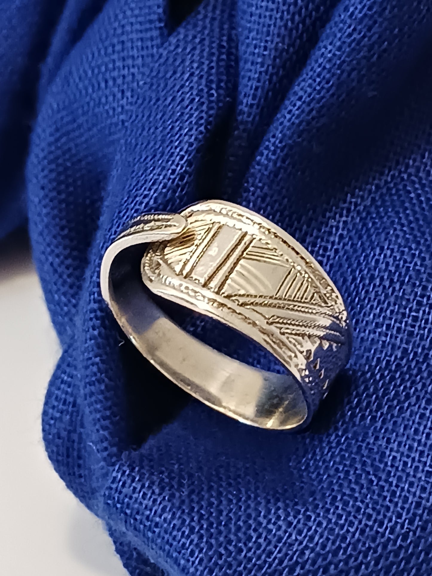 Bague touareg en argent massif