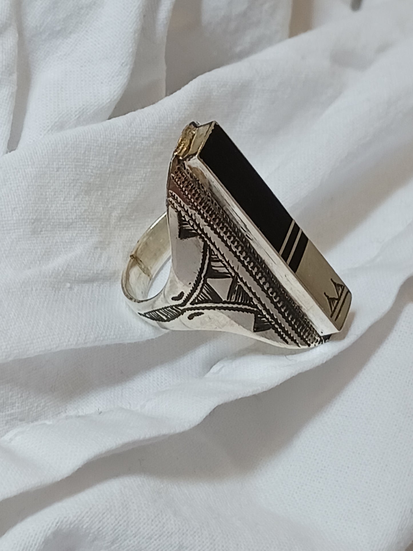 Bague touareg en argent massif