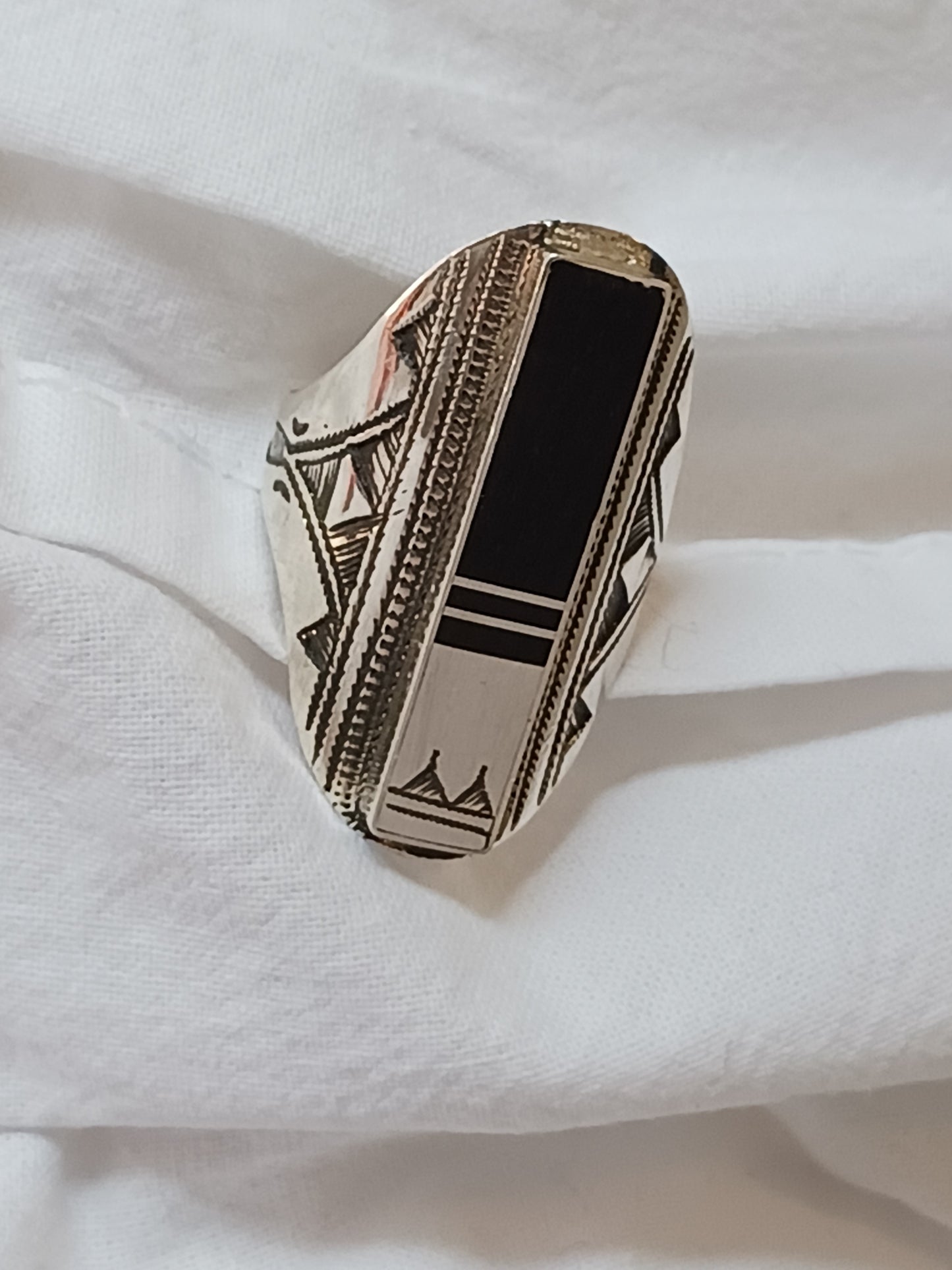 Bague touareg en argent massif