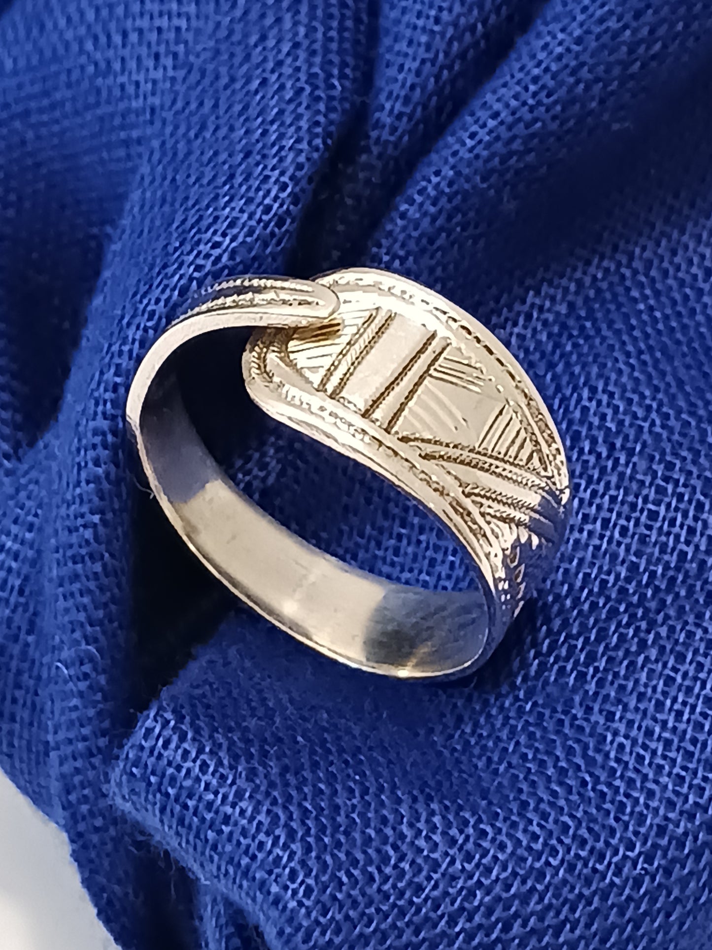 Bague touareg en argent massif