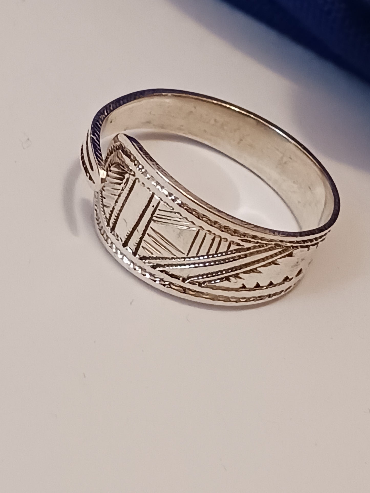 Bague touareg en argent massif
