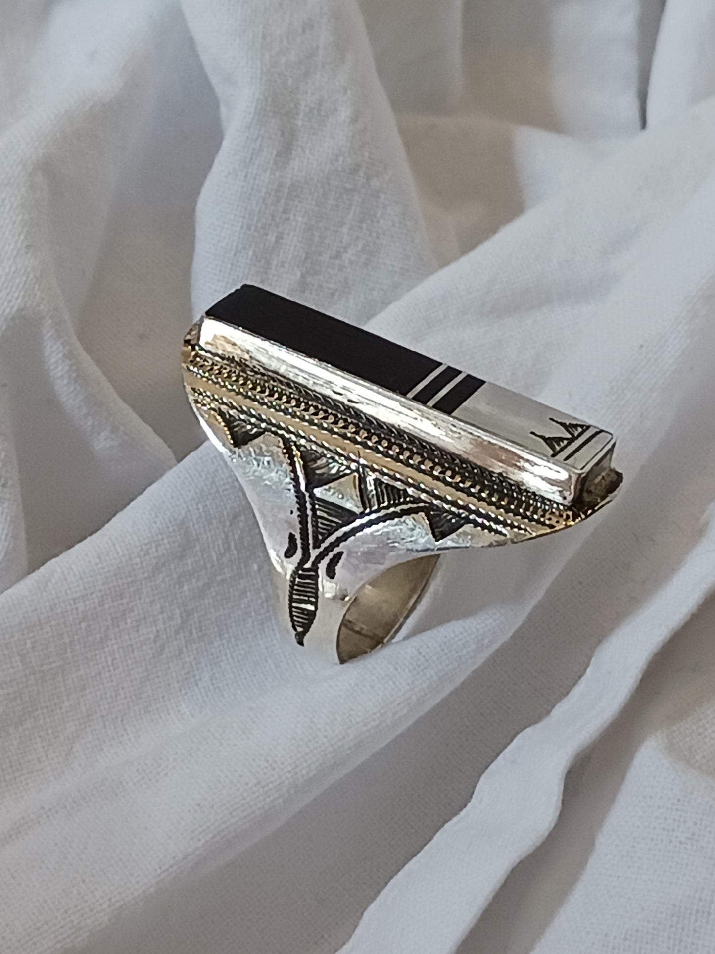 Bague touareg en argent massif