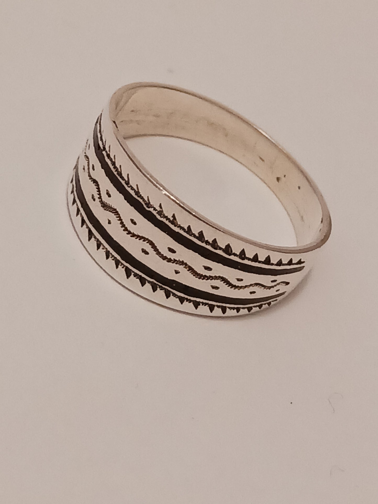 Bague touareg en argent massif