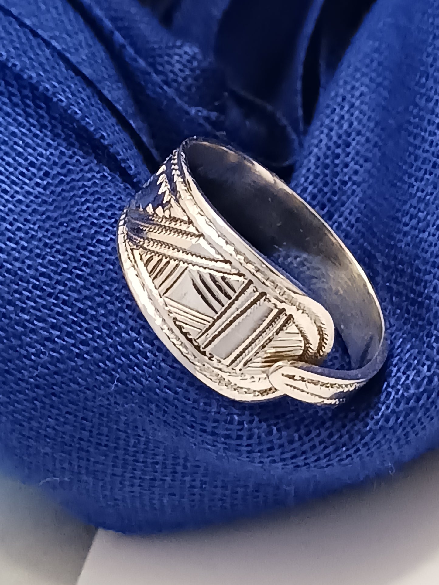 Bague touareg en argent massif